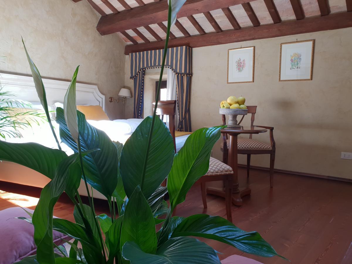 I Giardini Segreti Di Villa Marcello Marinelli Cison di Valmarino Exteriör bild