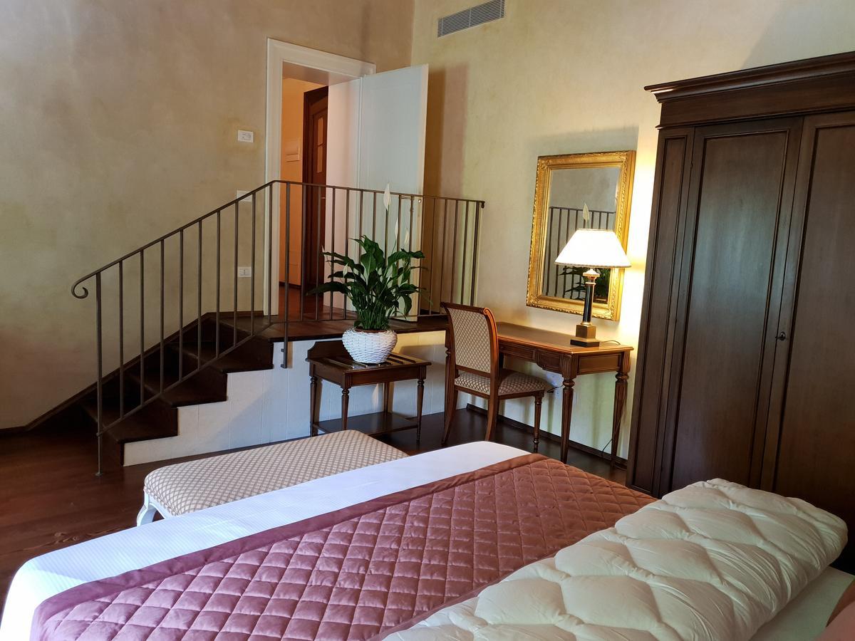 I Giardini Segreti Di Villa Marcello Marinelli Cison di Valmarino Exteriör bild