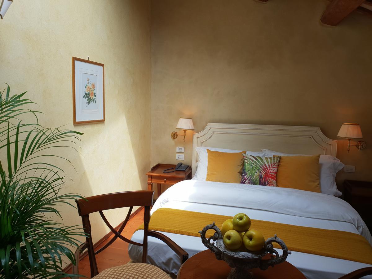 I Giardini Segreti Di Villa Marcello Marinelli Cison di Valmarino Exteriör bild